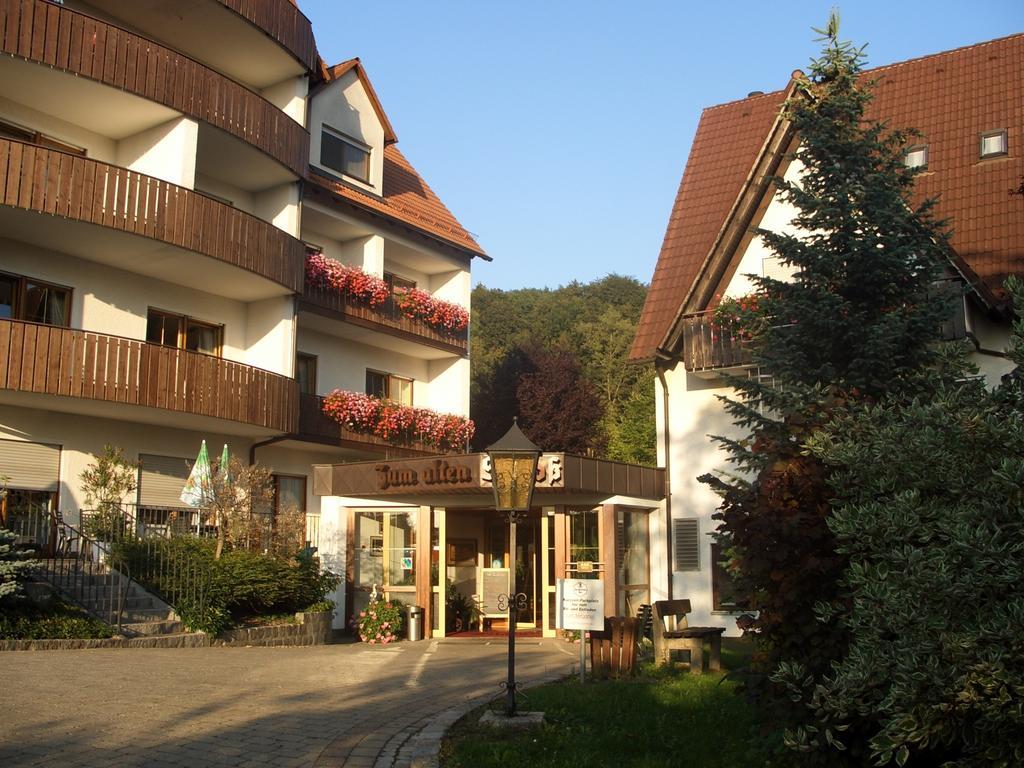 Kirchensittenbach Landidyll Hotel Zum Alten Schloss חדר תמונה