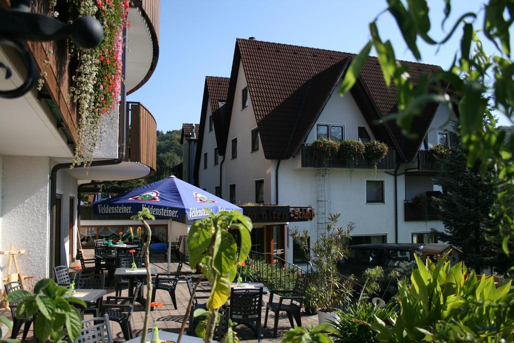 Kirchensittenbach Landidyll Hotel Zum Alten Schloss מראה חיצוני תמונה